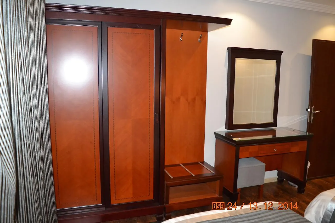 Saraya Al Jude Furnished Apartments Dżedda 0*,
